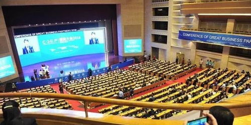 好緊張 她要跟我表白