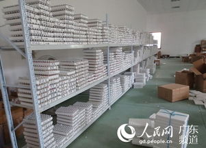 廣州警方偵破特大假冒彩色隱形眼鏡注冊(cè)商標(biāo)案 涉案1000多萬(wàn)